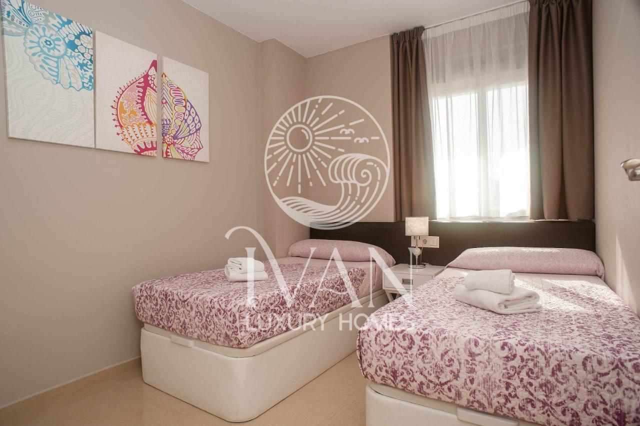 Casa Yarina Ivan Luxury Homes 1ªpta Sur 1ªlinea โอโรเปซาเดลมาร์ ภายนอก รูปภาพ